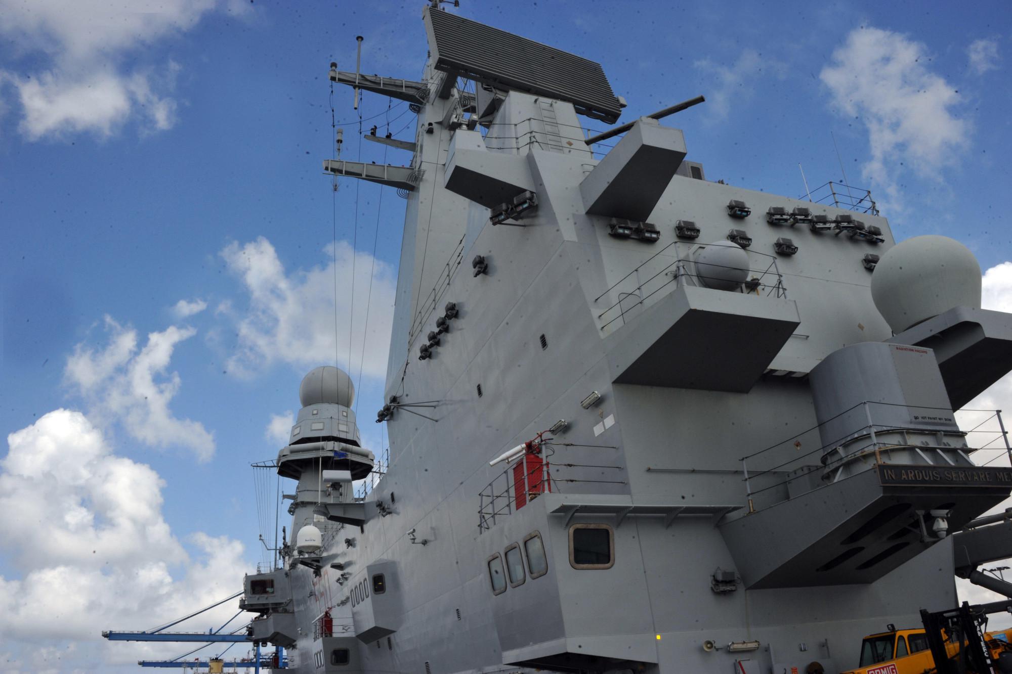 “Marina Militare sorveglia navi russe nel Mediterraneo”